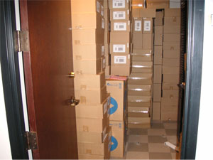 img6 - 5th floor LAN Room- Dell Port&nbsp; Replicators, Dell Monitors